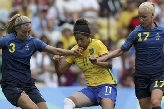 Apenas 22% das equipes de futebol feminino são dirigidas por mulheres