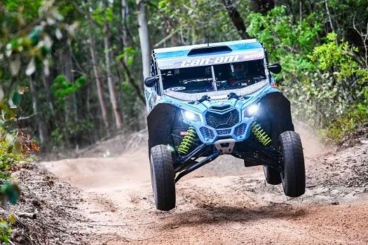 Irmãos confirmam vitória com dobradinha no rally