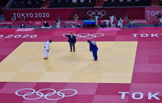 Rafael Silva perde para Teddy Riner em 45 segundos e está fora da Olimpíada