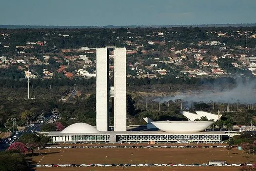 Limite de gasto entra na mira na Câmara