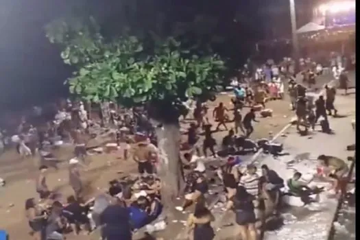 RJ: Briga em bloco de carnaval deixa 2 mortos e 15 feridos em Magé