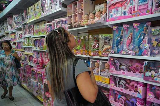 Dia das Crianças: Brinquedos mostram variação de preço de até 251% em lojas virtuais