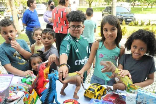 Santo André entrega 8 mil brinquedos a crianças em situação de vulnerabilidade