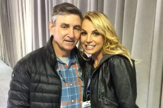 Pai de Britney Spears fala sobre tutela da cantora: ‘não sei se estaria viva’