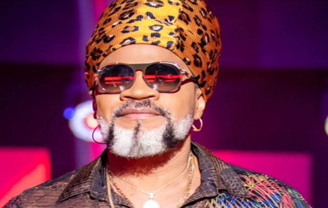 Carlinhos Brown elogia formato da Virada