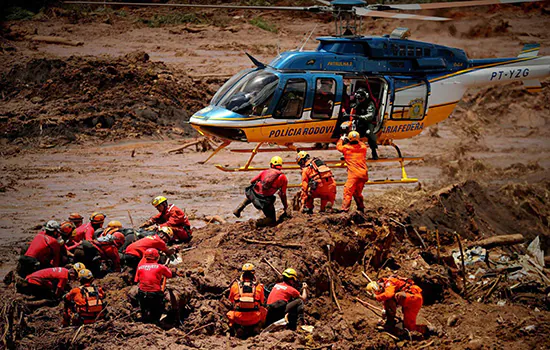 290 militares trabalham no quinto dia de buscas em Brumadinho