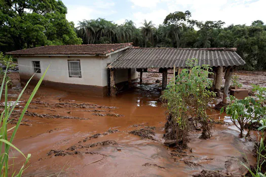 Caixa isenta tarifas de população de Brumadinho