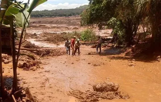 Prefeitura de Brumadinho pede para população manter distância do Rio Paraopeba