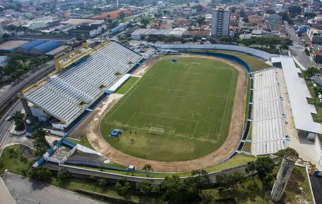 Por Santo André – Estádio Bruno José Daniel