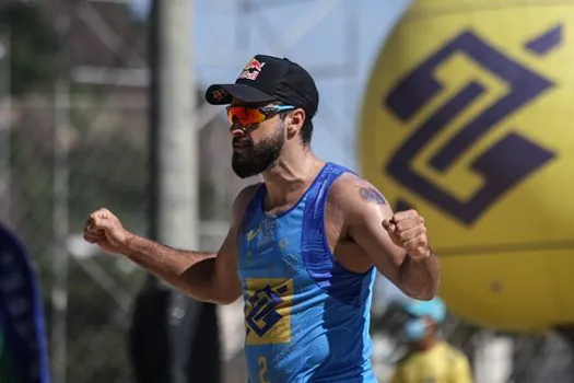 Etapa do Circuito Sul-Americano de Vôlei de Praia marca volta de Bruno Schmidt