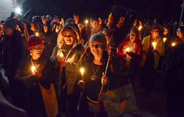 Convenção de Bruxas e Magos leva magia à Vila de Paranapiacaba