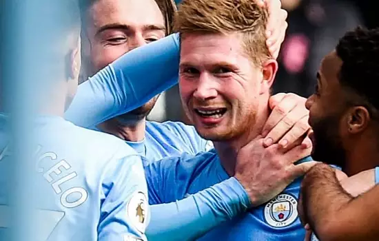 De Bruyne tenta o terceiro prêmio consecutivo de “Jogador do Ano” da Inglaterra