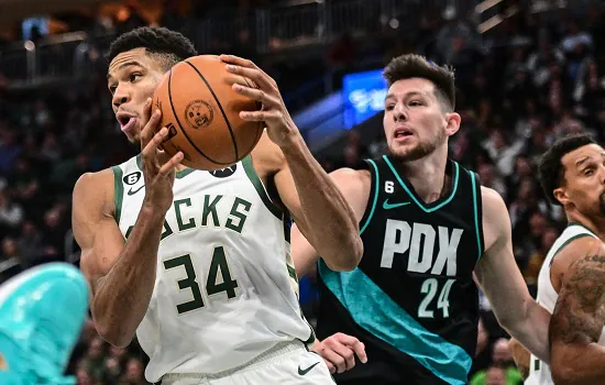 Antetokounmpo brilha após polêmica na Filadélfia e Bucks batem Portland na NBA