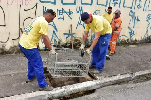 Santo André instala bueiros inteligentes e reforça combate às enchentes