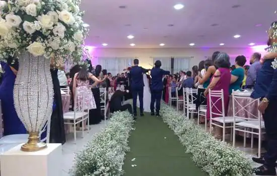 Setor de eventos de casamentos e debutantes sinaliza retomada