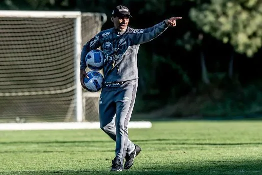 Sem artilheiro, Santos visita time chileno sem técnico na Copa Sul-Americana