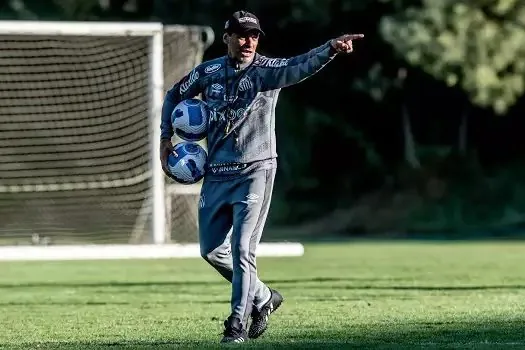 Bustos arma Santos para ‘finais’ na Sul-Americana, Copa do Brasil e Brasileirão