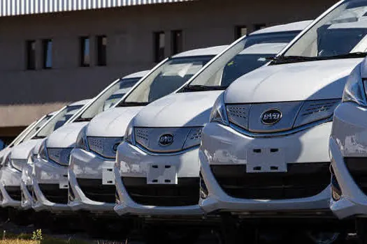 BYD apresenta a redução das emissões de poluentes por seus produtos no Brasil