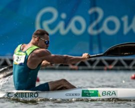 Título do post: Caio Ribeiro ganha 1 medalha brasileira na canoagem de velocidade