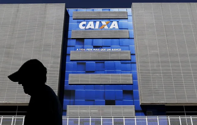 Caixa registra lucro de R$ 9