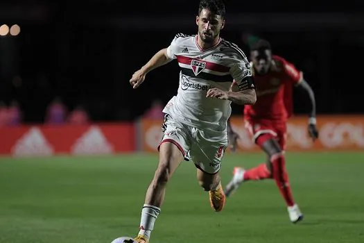 Calleri detona São Paulo e concorda com vaias: ‘Temos de melhor muito para 2023’