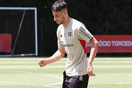 Calleri corre sem dores e aprimora físico para estreia do São Paulo na Libertadores