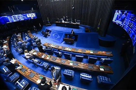 Volta das coligações nas eleições é derrubada por acordo de senadores