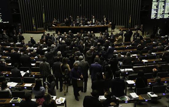 Câmara dos Deputados retoma os trabalhos esta semana com audiências públicas para discutir as reformas trabalhista e da Previdência