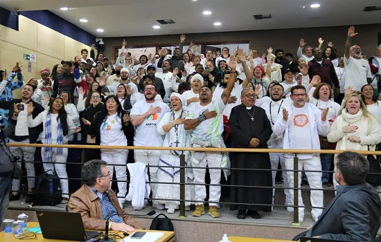 Câmara de São Caetano aprova criação do Dia da Umbanda e debate intolerância religiosa