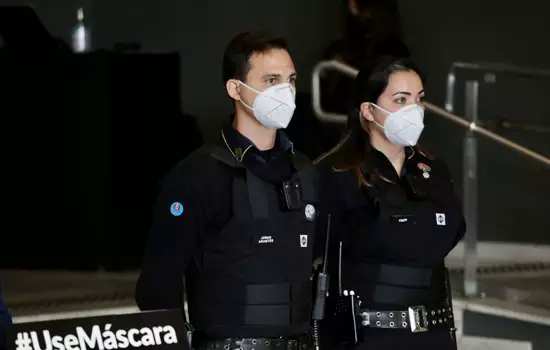 Agentes das linhas 4-Amarela e 5-Lilás de metrô passam a usar bodycams