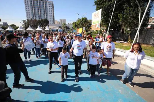 Mais de 300 pessoas prestigiam 1ª Caminhada pela Inclusão dos Autistas