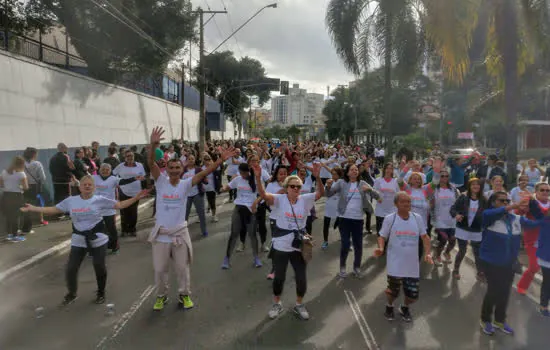 Caminhada da Família reúne cerca de 500 pessoas em São Caetano