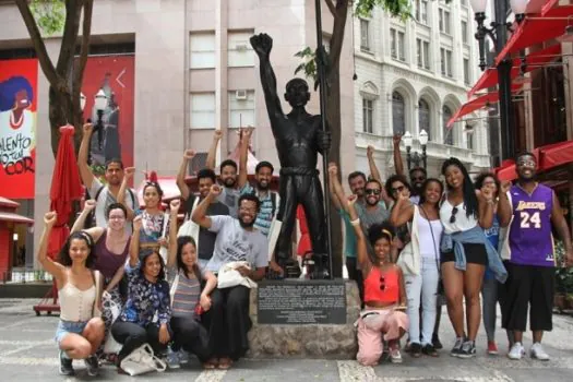 Caminhadas negras vão recontar histórias de 22 cidades