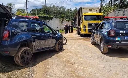 GCM de Ribeirão Pires encontra caminhão roubado