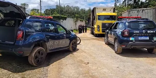 GCM de Ribeirão Pires encontra caminhão roubado