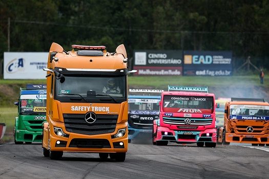 Band exibe terceira etapa da Copa Truck neste domingo (1)