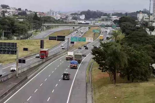 Caminhoneiros receberão marmitas natalinas em rodovias