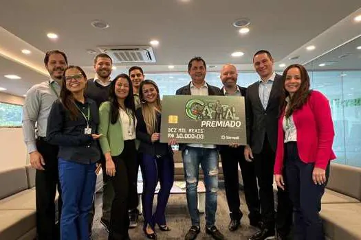 Associado de São Paulo (SP) recebe prêmio de campanha do Sicredi