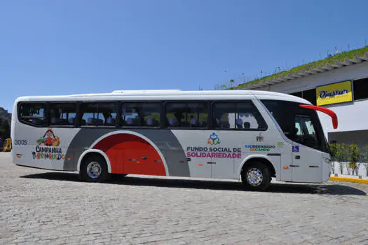 Diastur fornece ônibus para a Campanha do Brinquedo de São Bernardo