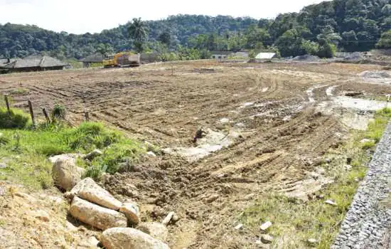 Primeiro campo de futebol do Brasil passa por obras de revitalização