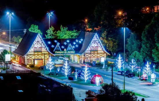 “Parada de Natal na Montanha” em Campos do Jordão acontece neste sábado (11)_x000D_