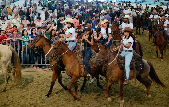 Canção Nova realiza acampamento voltado para o homem do campo