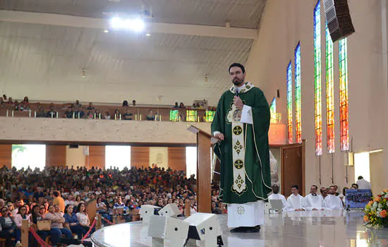 Neste fim de semana tem “Acampamento Curados para Amar” na Canção Nova