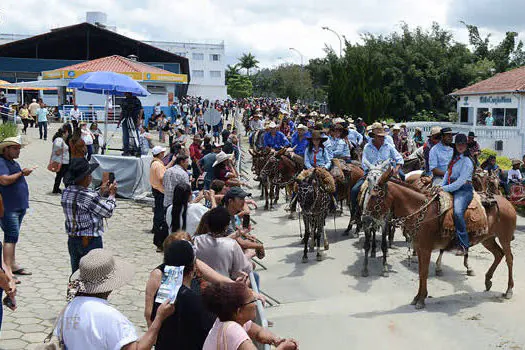 Canção Nova comemora Dia dos Pais com Cavalgada e Kairós Sertanejo