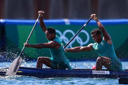 Isaquias e Jacky ficam em 4º na final do C2 1000m na Olimpíada de Tóquio