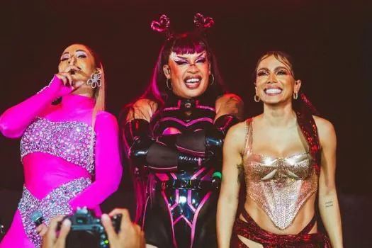 Gloria Groove inaugura nova era no funk com Anitta e Valesca Popozuda