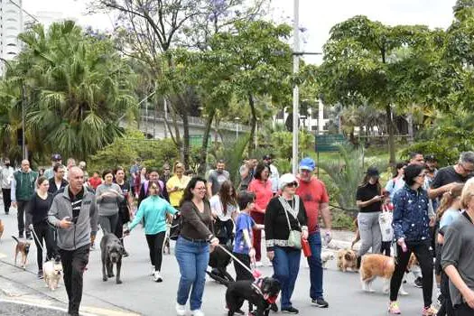 1.500 pessoas prestigiam Cãominhada em Santo André