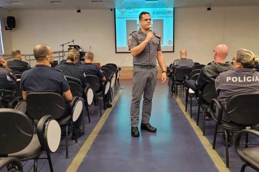 São Caetano capacita agentes para abordagem à pessoa com propósito de suicídio