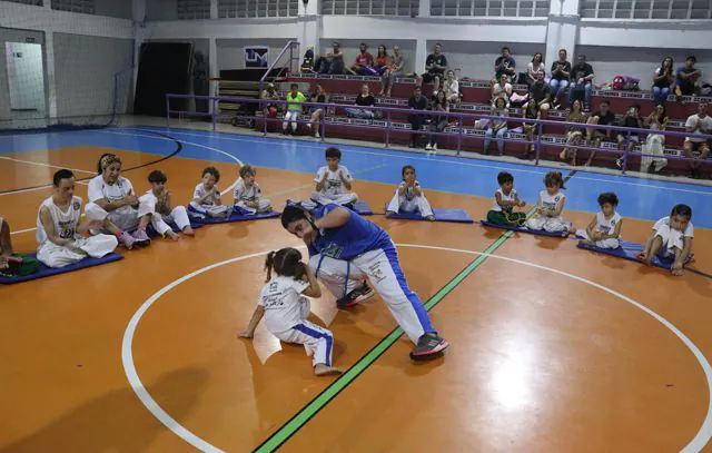 Projeto Capoeira Escola abre 30 vagas para curso gratuito na Unimes