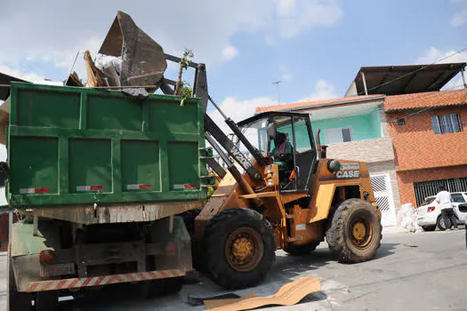 Cara Limpa recolhe 5.000 toneladas de entulho em Diadema